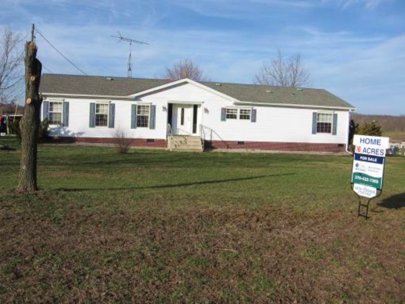 Nice Small Mini Farm : Summer Shade : Barren County : Kentucky