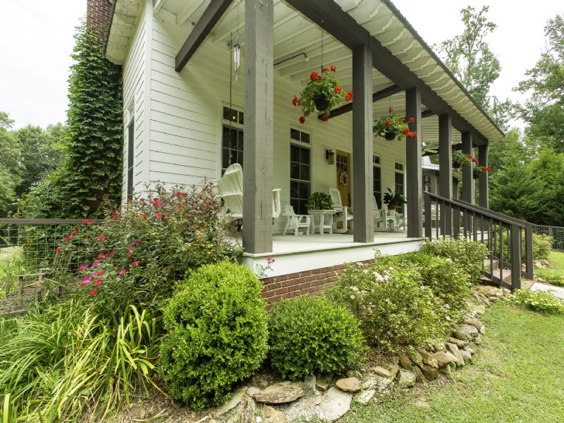 Southern Living Home & Acreage : Ashland : Clay County : Alabama