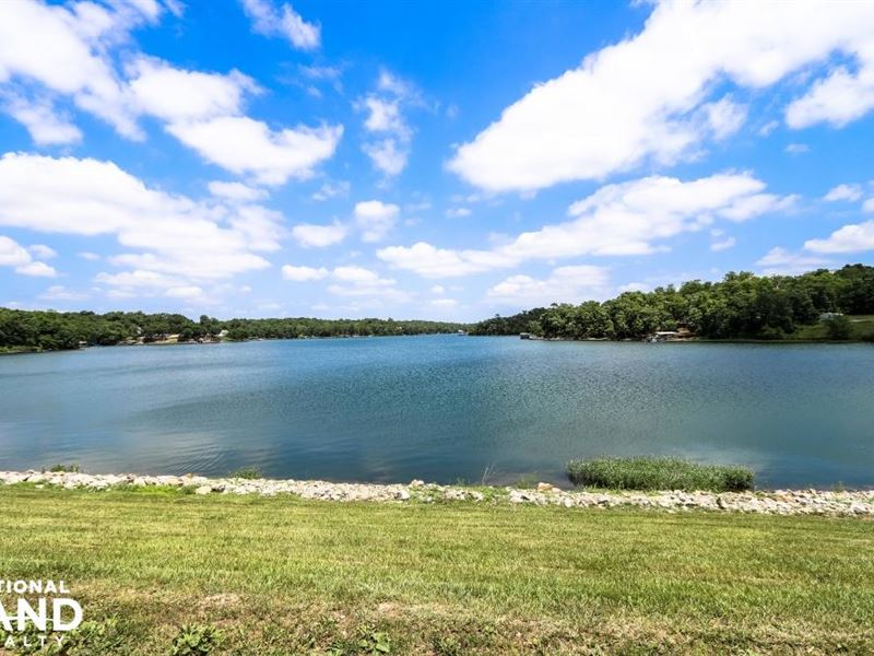 Tanglewood Lake Lots & Acreage : La Cygne : Linn County : Kansas