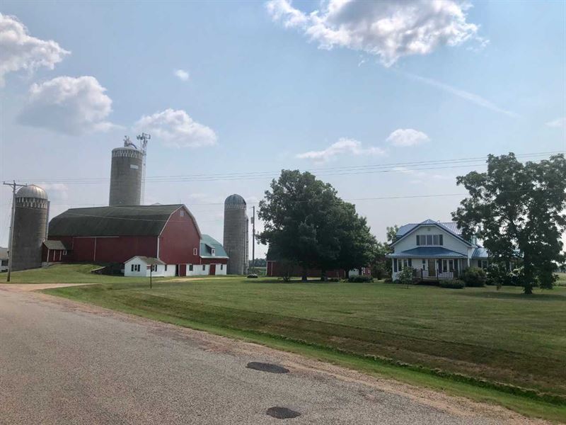 Beautiful Farm in Central Wisconsin : Marshfield : Marathon County : Wisconsin