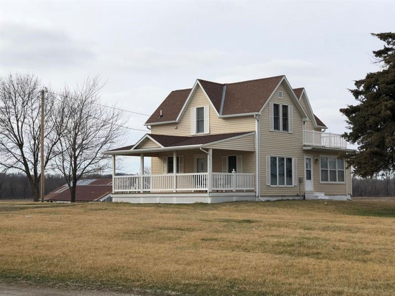 Country Home Northwest Missouri : Clearmont : Nodaway County : Missouri