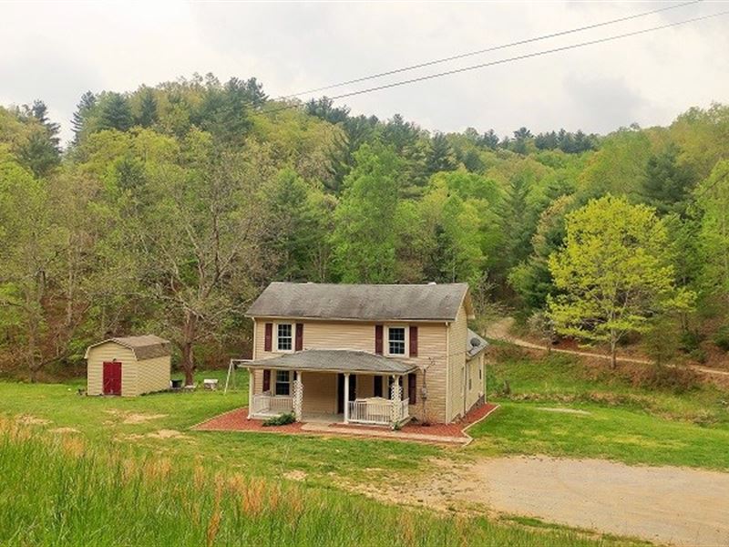 Farm in Shawsville VA for Sale : Shawsville : Montgomery County : Virginia