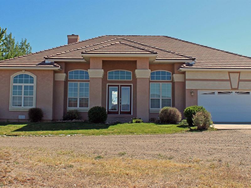 4 Bedroom Home Near Cortez CO Farm for Sale in Cortez, Montezuma