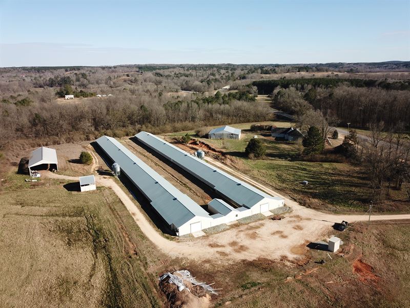 2 House Breeder Farm On 67+/ Acres, Farm for Sale in Alabama, 188022