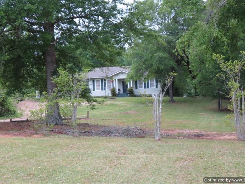 Land with Farmhouse : Brookhaven : Lincoln County : Mississippi