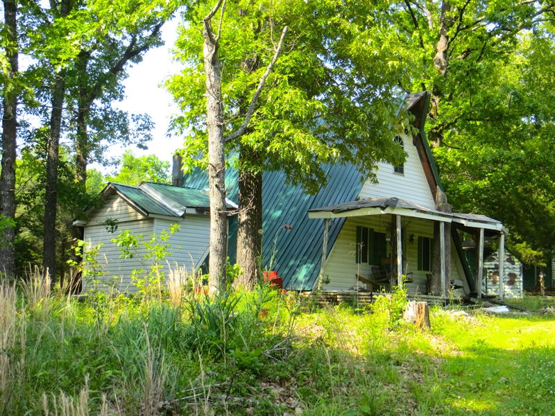 Hunting Acreage 2 Cabins, Farm for Sale in Missouri, 206193 FARMFLIP