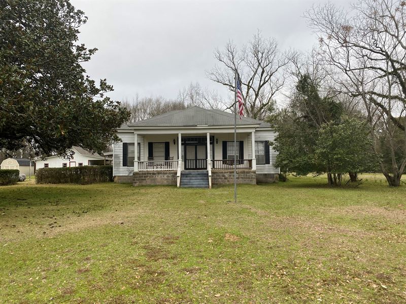 Older 3 Bedroom, 2 Bath Country, Farm for Sale in Alabama, 231262