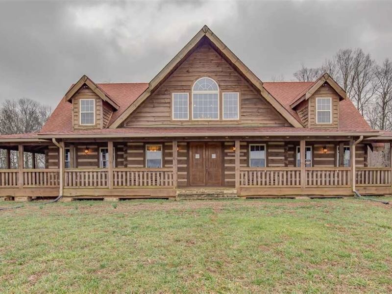 Beautiful Country Log Home Portland Farm for Sale in Portland, Robertson County, Tennessee