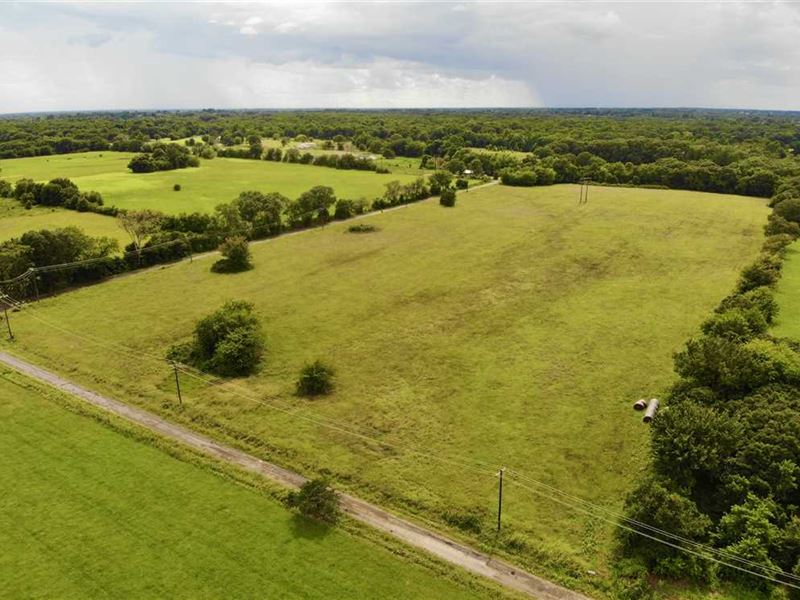 10 Acres Near Lake Fork, Tract 1 : Emory : Rains County : Texas