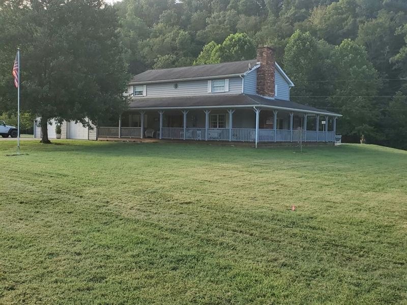 WV Country Home On 5.3 Acres : Parkersburg : Wood County : West Virginia