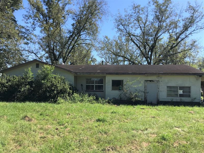 Fixer Upper, Beautiful Acreage : Live Oak : Suwannee County : Florida