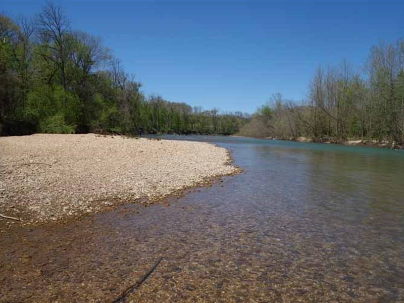 Riverfront Property Current River : Eminence : Shannon County : Missouri