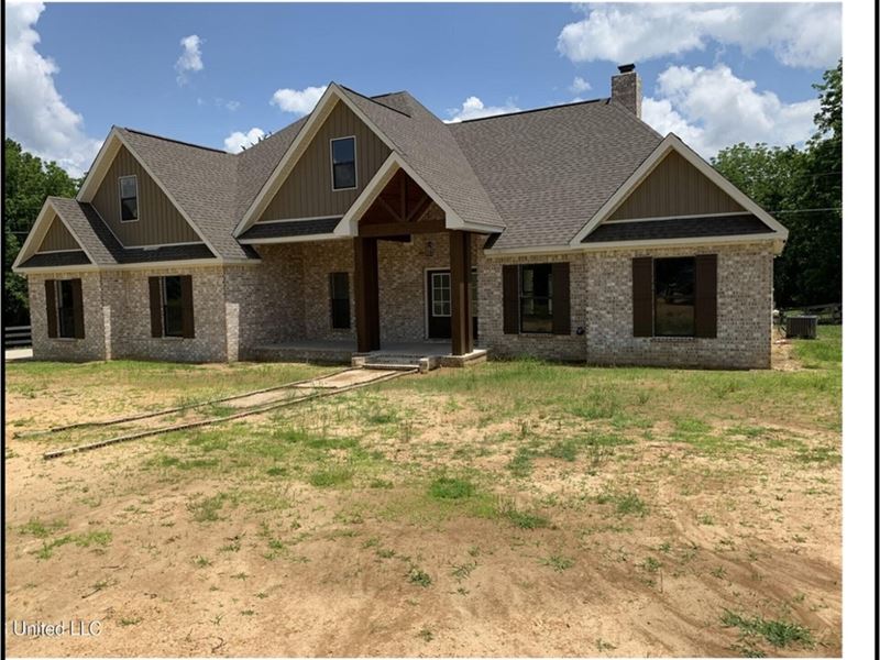 106.8 Acres with A Home in Panola : Courtland : Panola County : Mississippi