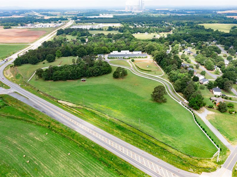 Beautiful Horse Farm : Cartersville : Bartow County : Georgia