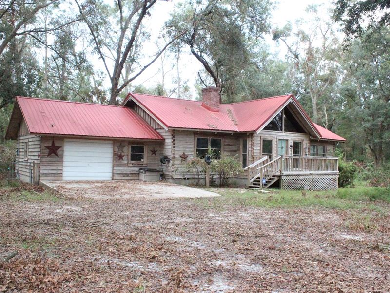 Beautiful Cypress Log Home : Live Oak : Suwannee County : Florida