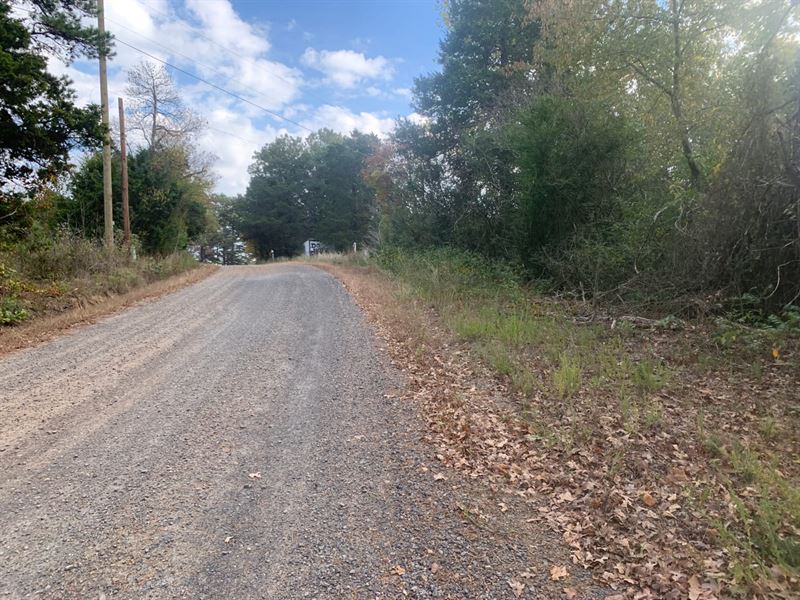 185 Dtb Tract with Sl&S : Bee Branch : Van Buren County : Arkansas