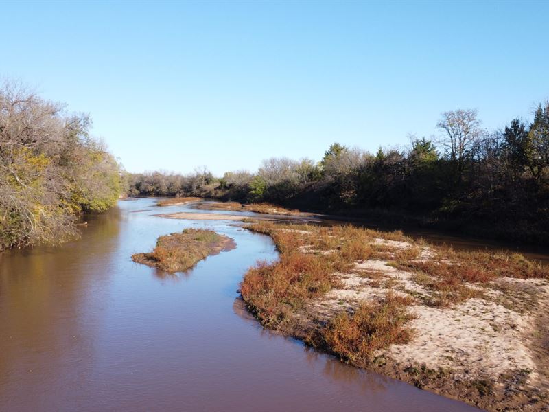 2 Mile Chikaskia River Ranch : Milan : Sumner County : Kansas