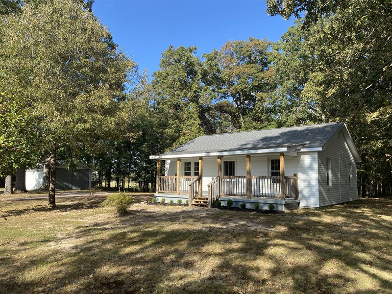 Like New Country Home For Sale Farm For Sale In Tennessee 363274   Like New Country Home For Sale Adamsville Hardin County Tennessee 363274 Msefdk Xl 