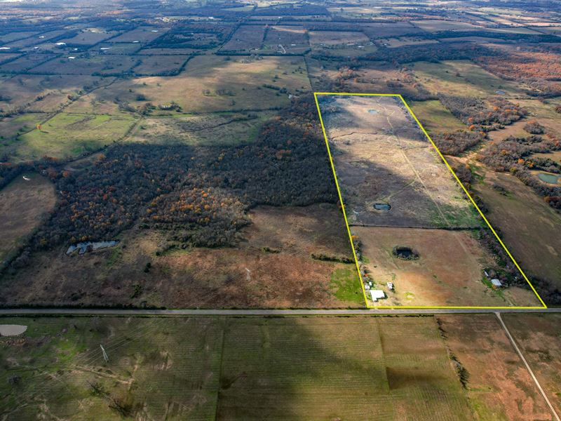 106 Acre Ranch & Home : Pattonville : Lamar County : Texas