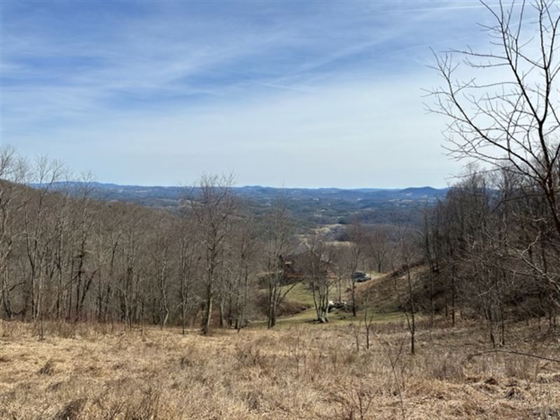 Long Range Southern Views : Independence : Grayson County : Virginia