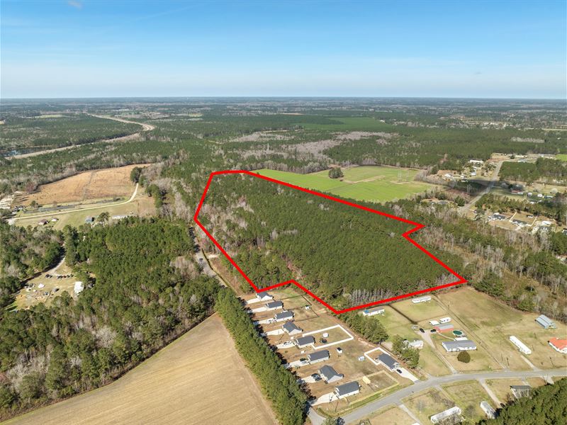 Minutes From The Beach, 6.86 Acres : Loris : Horry County : South Carolina