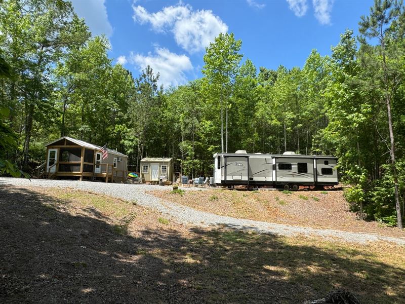 10.94 Ac, Home and Camper : Jacksons Gap : Tallapoosa County : Alabama