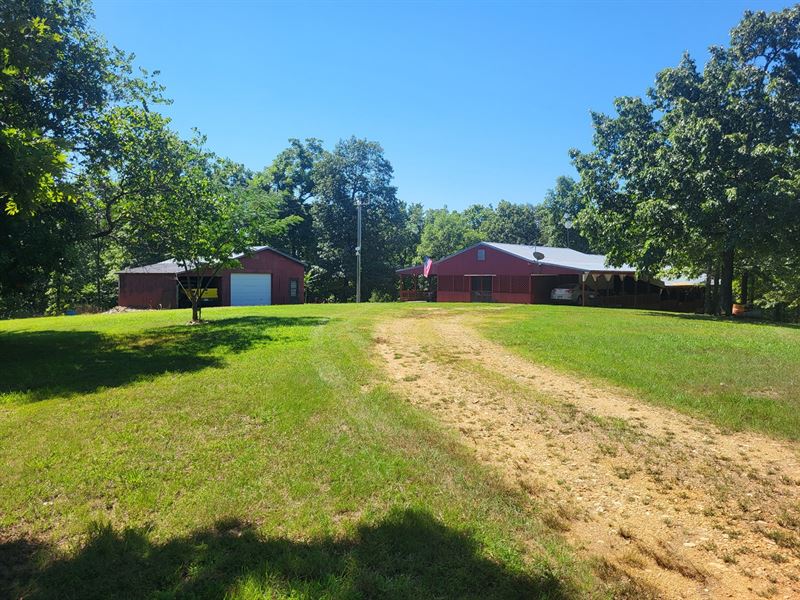 Cabin for Sale in Cave City, AR : Cave City : Independence County : Arkansas