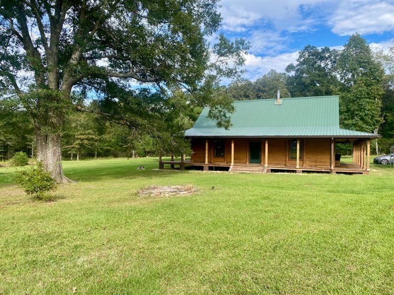 Log House 92 Excell Boyd Road, Jaye : Jayess : Lawrence County : Mississippi