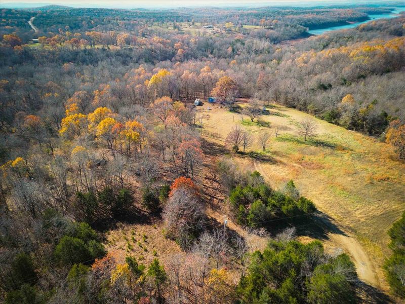 2 Homes, 18.54 Acres Close to Lake : Theodosia : Ozark County : Missouri