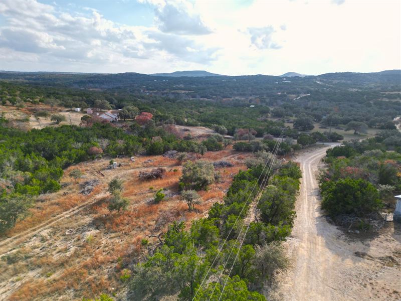 7.51 Ac Unrestricted, Hilltop Views : Kendalia : Blanco County : Texas