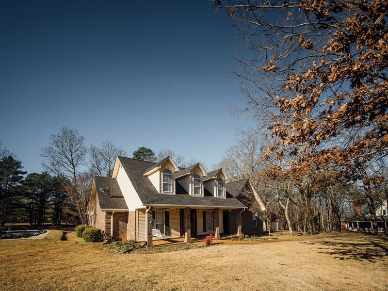 17.4 Acres with 2 Homes in Marshall : Holly Springs : Marshall County : Mississippi