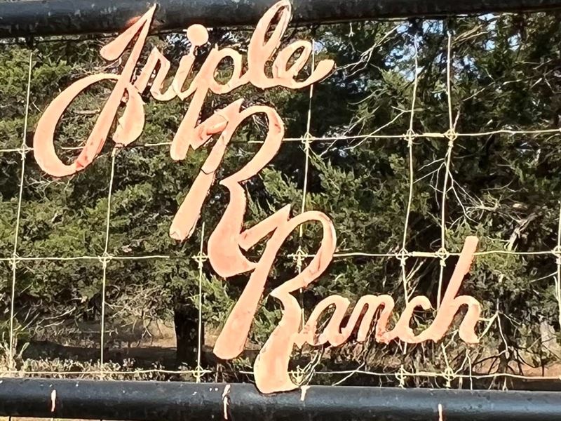 Triple R Ranch : Harwood : Caldwell County : Texas