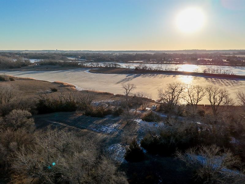 Platte River Frontage : Central City : Merrick County : Nebraska