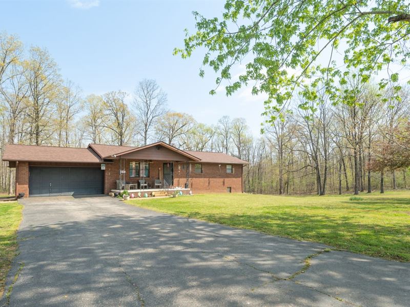 Beautiful Home on 39 AC in Naylor : Naylor : Ripley County : Missouri