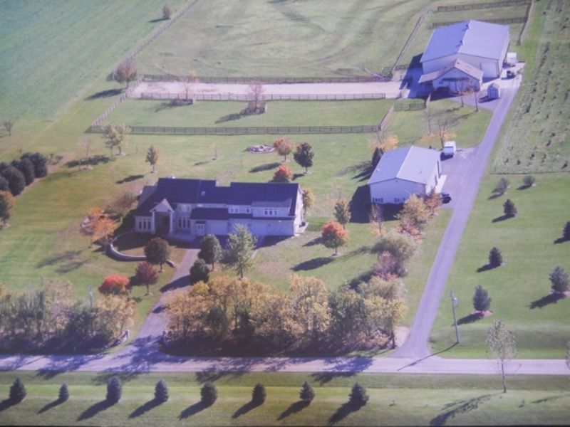 Luxurious Country Estate Auction : Oswego : Kendall County : Illinois