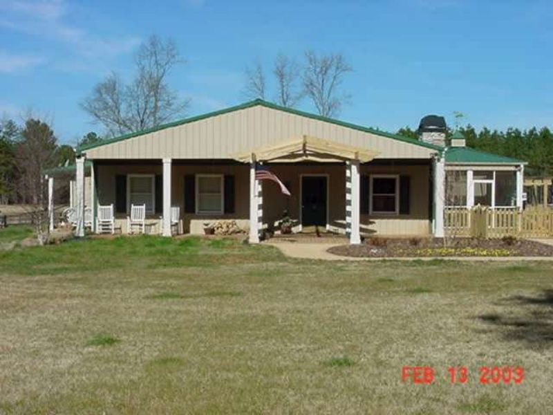 Horse Farm for Rent, Farm for Lease in 68019 FARMFLIP