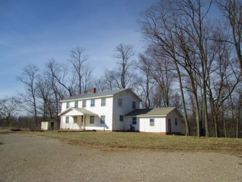 Amish Home On 5 Acres Farm for Sale in Hardyville, Hart County