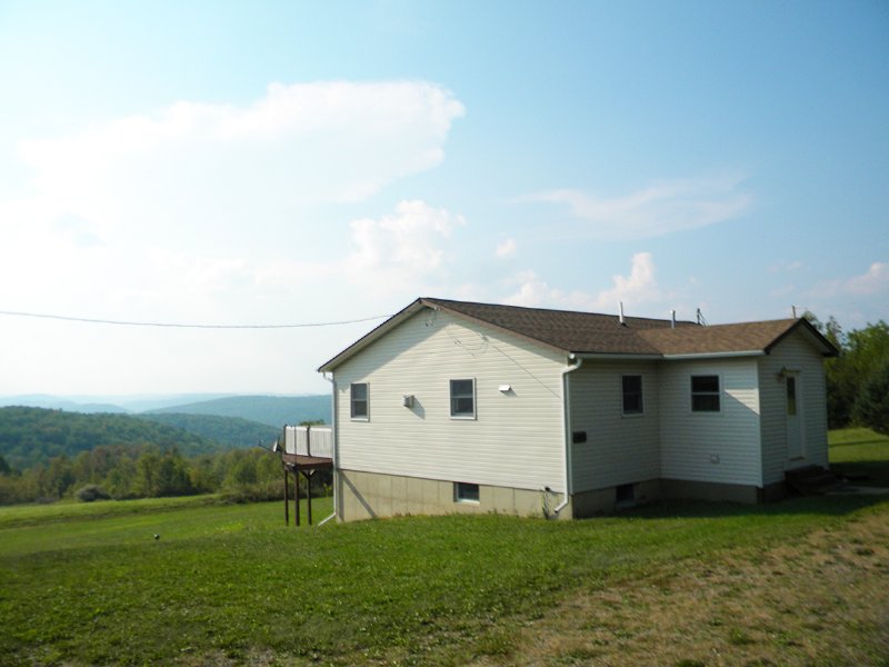 House Near Corning Barn 95 Acres : Tuscarora : Steuben County : New York